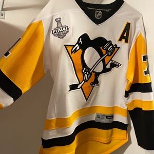 Official Pittsburgh Penguins Jersey with patches